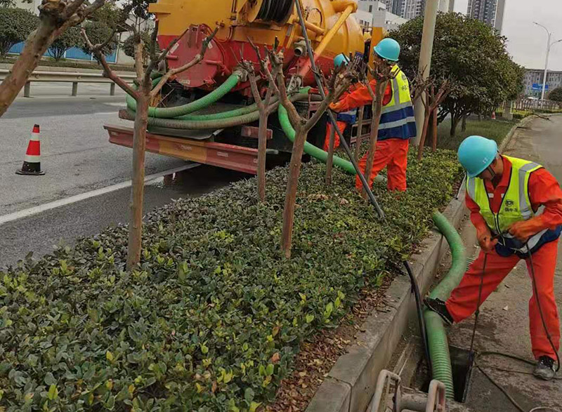 石河子乡市政管道清淤
